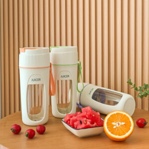 USB Portable Electric Blender: On-the-Go Juicing